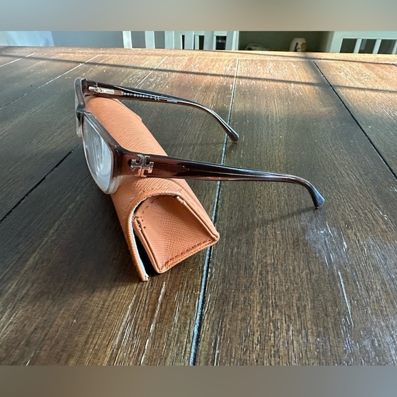 Tory Burch glasses main image 8